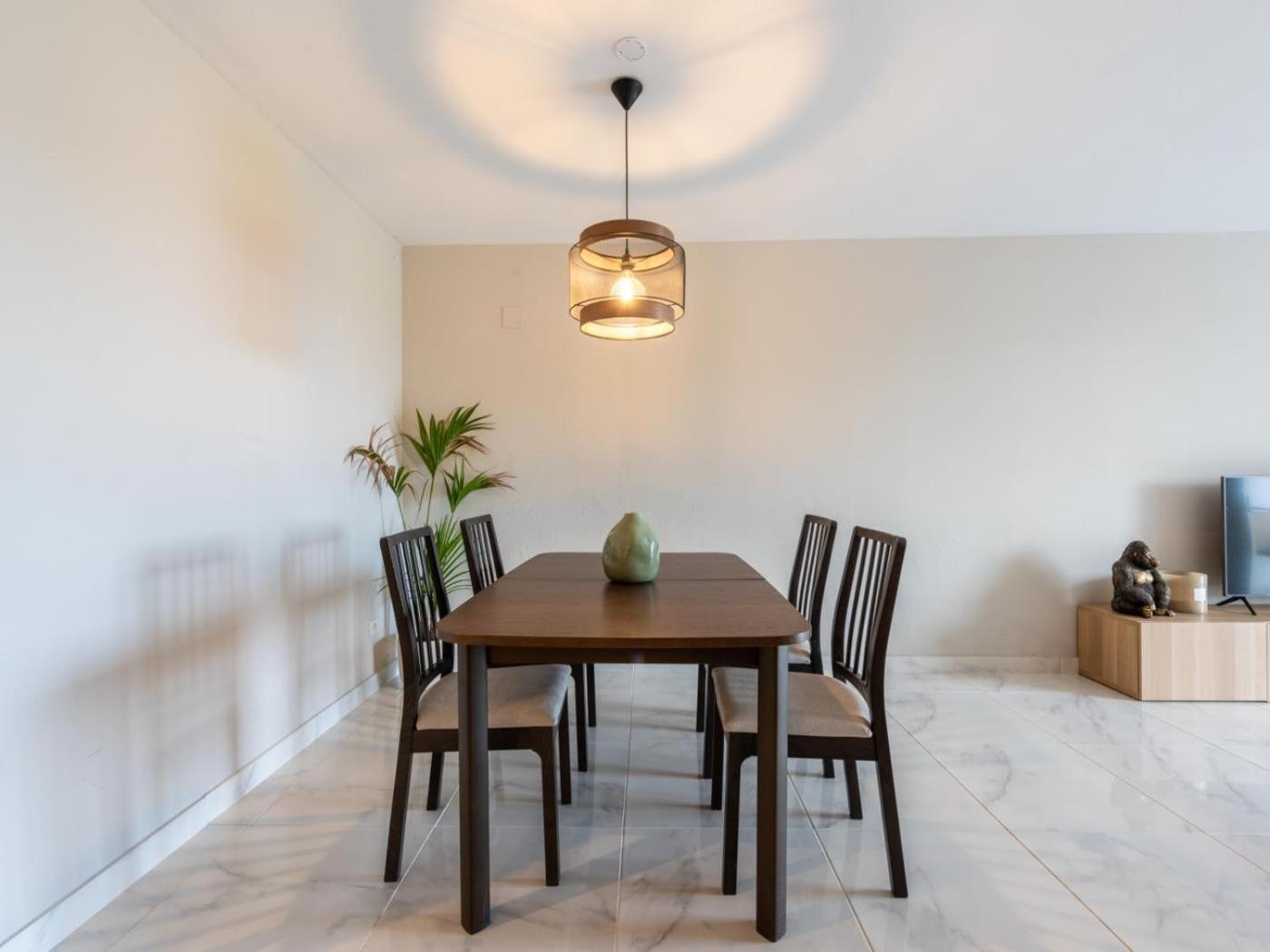 Apartment Azahara1, Mountain Views And Frontline Golf Marbella